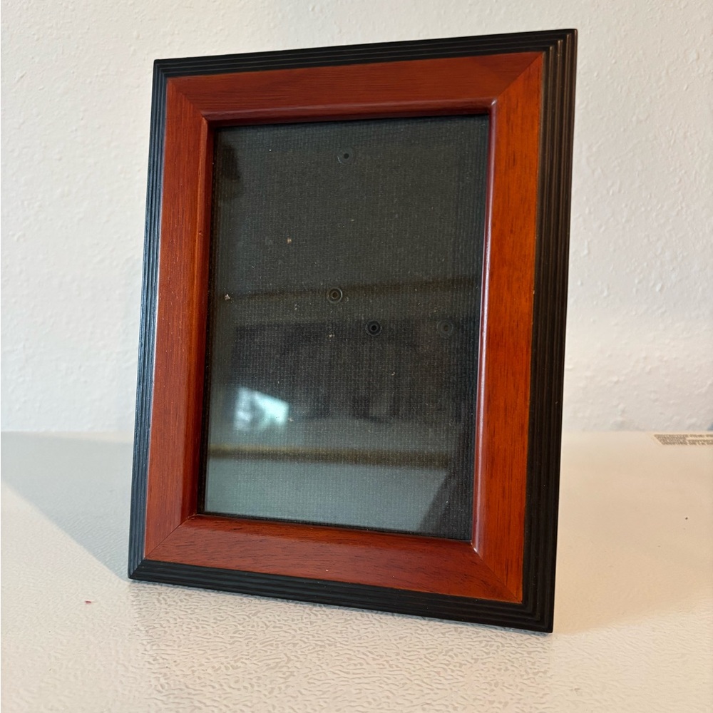 Classic Black and Brown Picture Frame